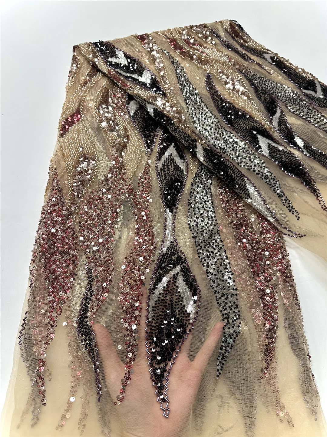 African Beads Lace Fabric 2025 Beaded Sequin Embroidery Bridal Mesh for Women Sewing Nigerian Style French Sequins Wedding Fabri
African Beads Lace Fabric 2025 Beaded Sequin Embroidery Bridal Mesh for Women Sewing Nigerian Style French Sequins Wedding Fabri