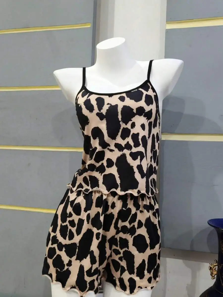 Leopard Print Women’s Summer Two-Piece Sleepwear Set With Ruffled Hem Sleeveless Top And Shorts
Leopard Print Women’s Summer Two-Piece Sleepwear Set With Ruffled Hem Sleeveless Top And Shorts