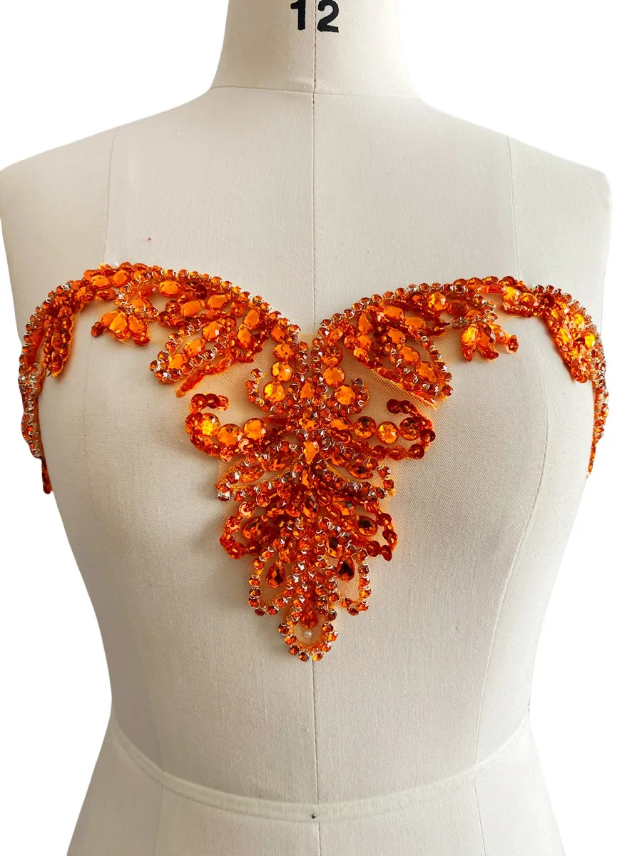 Hand-Sewn Rhinestone Sequin Appliqued Patches Sweetheart Collar Embellishment DIY Bridal Dress Wedding Gown Decoration and Trims
Hand-Sewn Rhinestone Sequin Appliqued Patches Sweetheart Collar Embellishment DIY Bridal Dress Wedding Gown Decoration and Trims