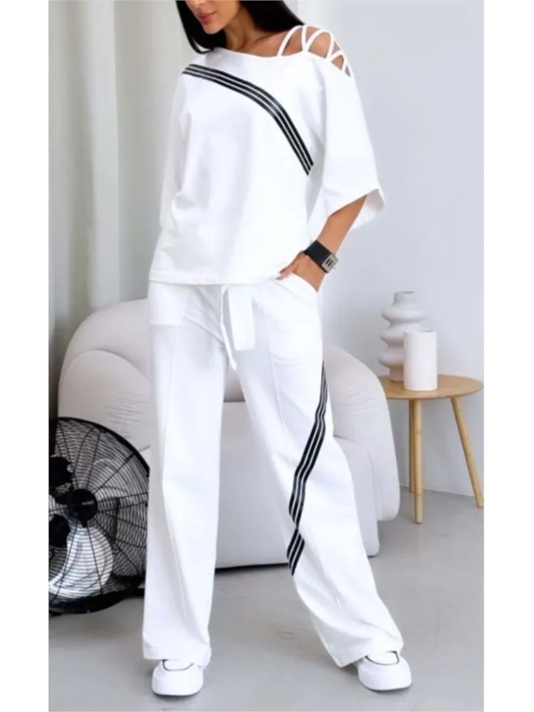 New Fashion Women Two-piece Set Off-shoulder Short Sleeve Top Lace Up High Waist Wide Leg Outfit Female Casual Loose Sports Suit
New Fashion Women Two-piece Set Off-shoulder Short Sleeve Top Lace Up High Waist Wide Leg Outfit Female Casual Loose Sports Suit