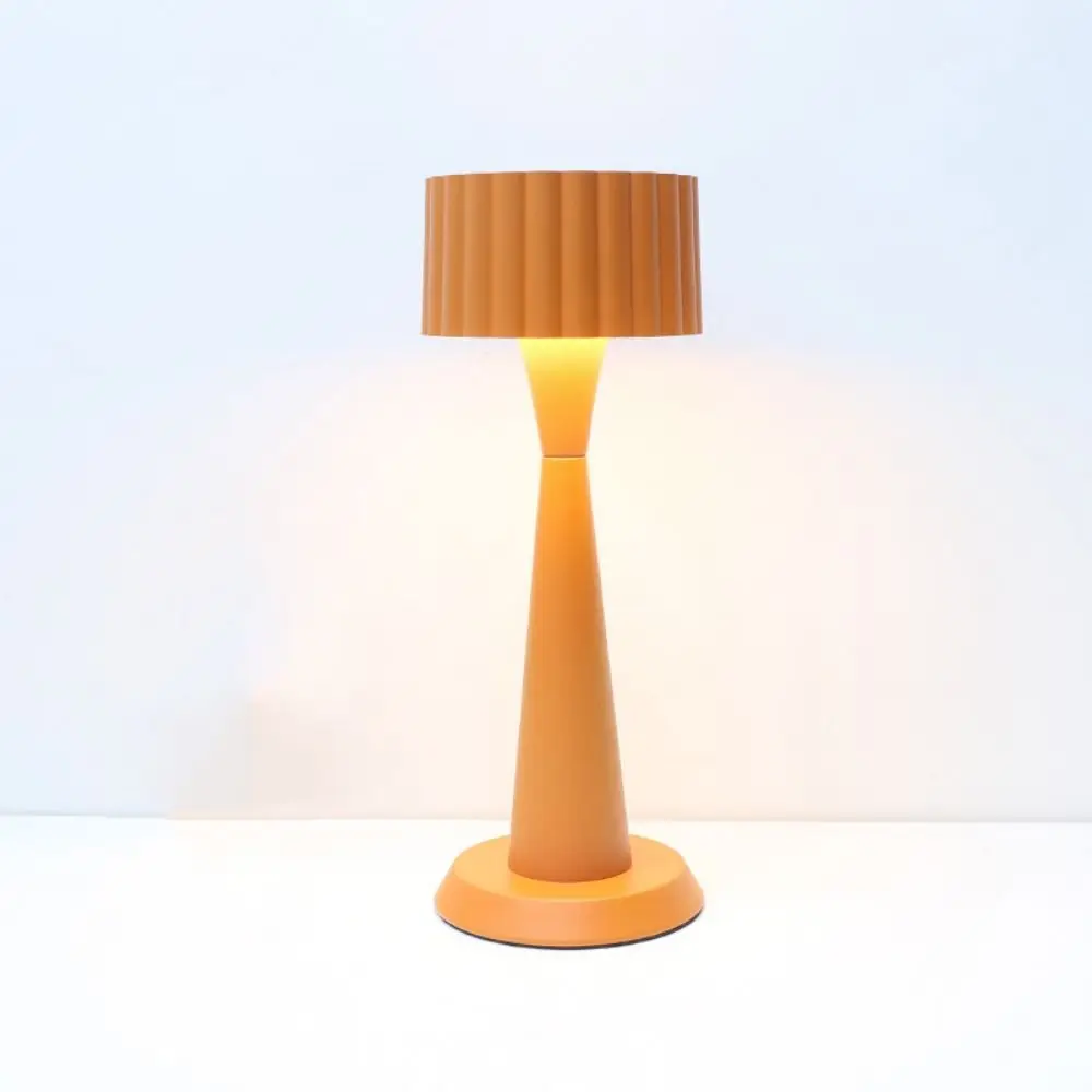 3 Colors Retro Table Lamp Dimmable Cordless LED Reading Lamp Mood Lighting Rechargeable Bedside Ambient Light Hotel Decor
3 Colors Retro Table Lamp Dimmable Cordless LED Reading Lamp Mood Lighting Rechargeable Bedside Ambient Light Hotel Decor