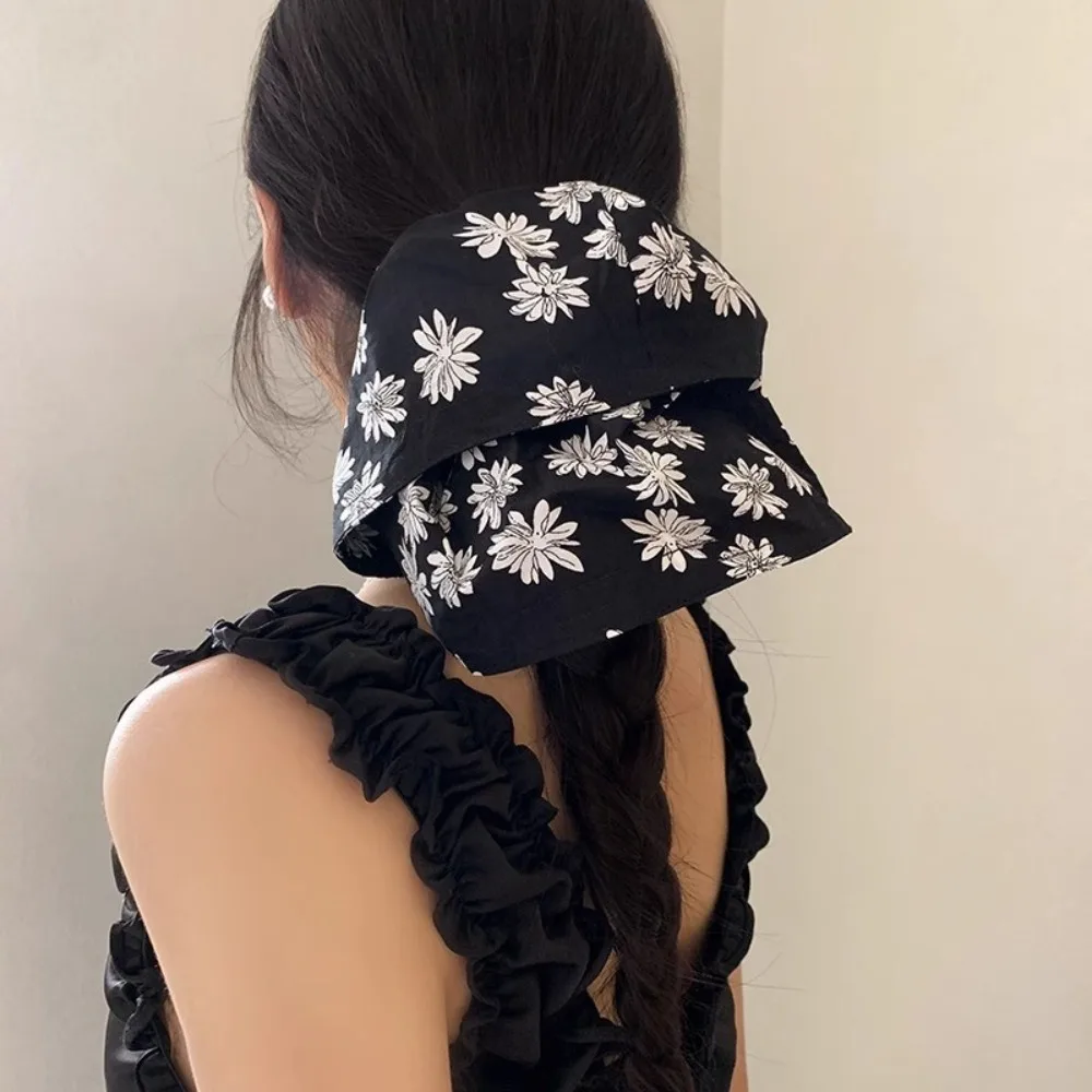 Double Layer Checkered Hair Clip French Style Bow Oversized Hair Scrunchies Sweet Elegant Women Hair Ropes Hair Accessory
Double Layer Checkered Hair Clip French Style Bow Oversized Hair Scrunchies Sweet Elegant Women Hair Ropes Hair Accessory