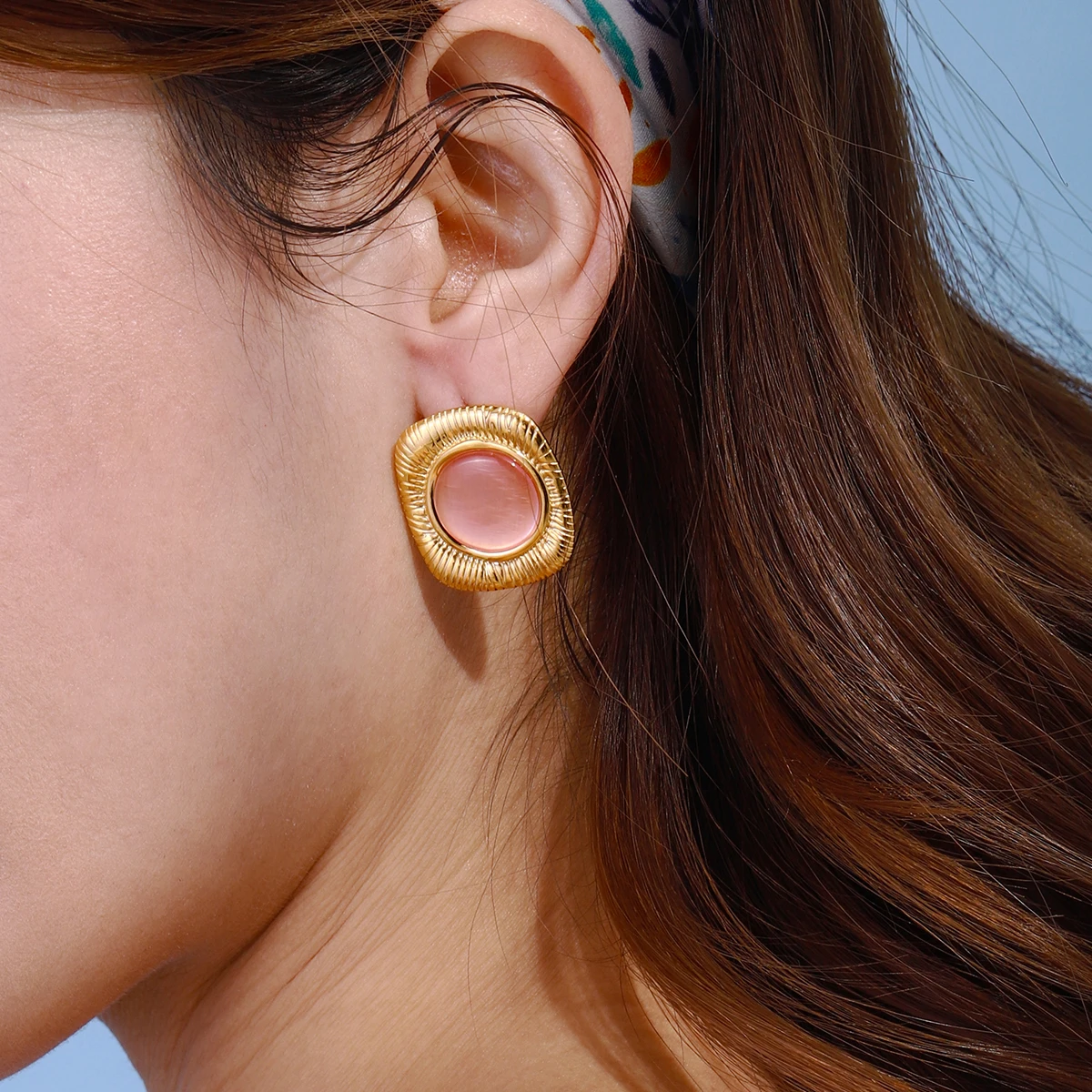 AIKOER Sweet and Romantic Stainless Steel Cat Eye Stone Earrings Ribbed Square Earrings Women's Accessories Valentine's Day Gift
AIKOER Sweet and Romantic Stainless Steel Cat Eye Stone Earrings Ribbed Square Earrings Women's Accessories Valentine's Day Gift