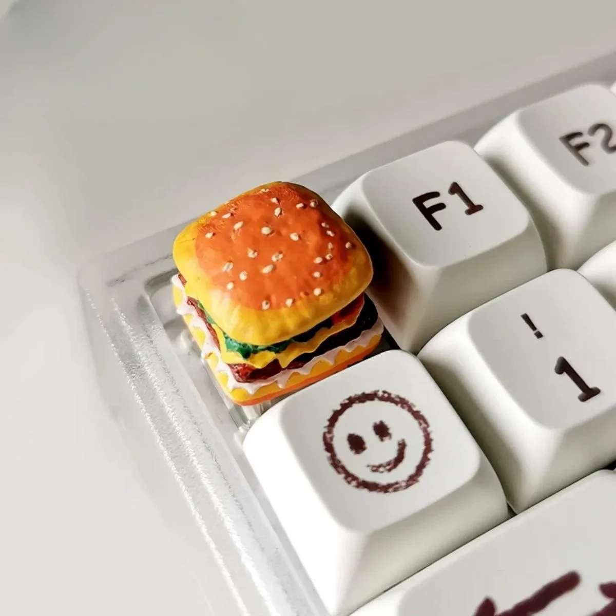 Handmade Resin Food Keycaps Hamburger Chocolate Food Toy Personalized Cross Axis Mechanical Keyboard Keycaps Game Accessories
Handmade Resin Food Keycaps Hamburger Chocolate Food Toy Personalized Cross Axis Mechanical Keyboard Keycaps Game Accessories
