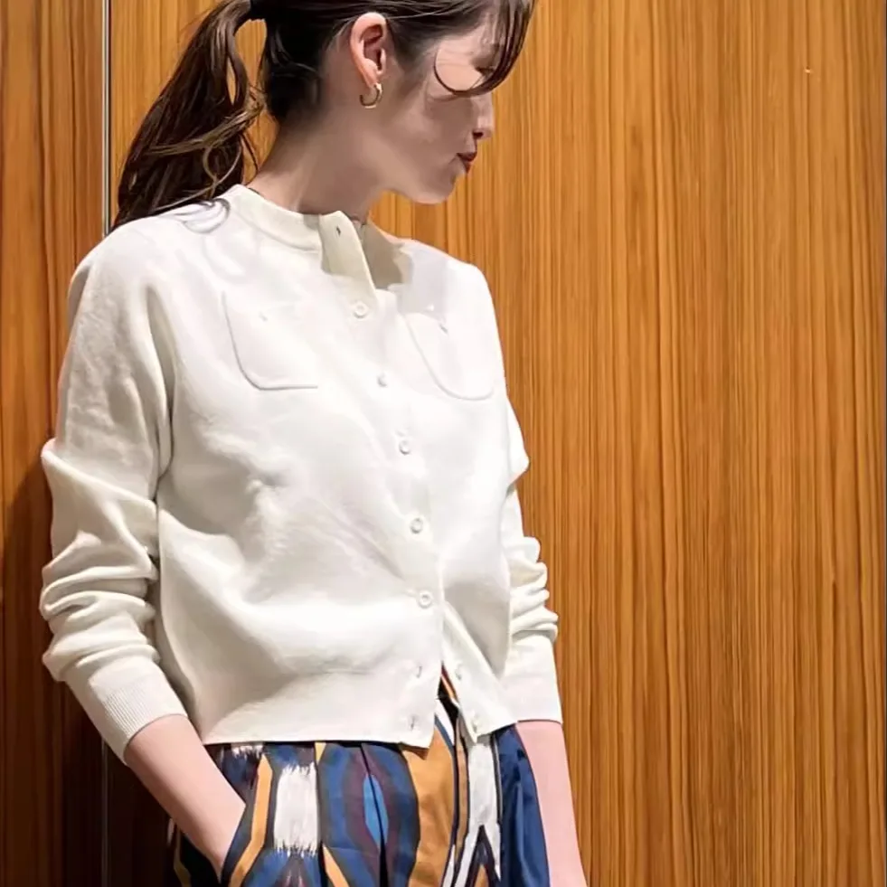Spring 2025 New Sle Wool Knitted round Ne Open Cardigan Genuine Condition CABAN Women's Faion Briti Sle Long Sve...
Spring 2025 New Sle Wool Knitted round Ne Open Cardigan Genuine Condition CABAN Women's Faion Briti Sle Long Sve...