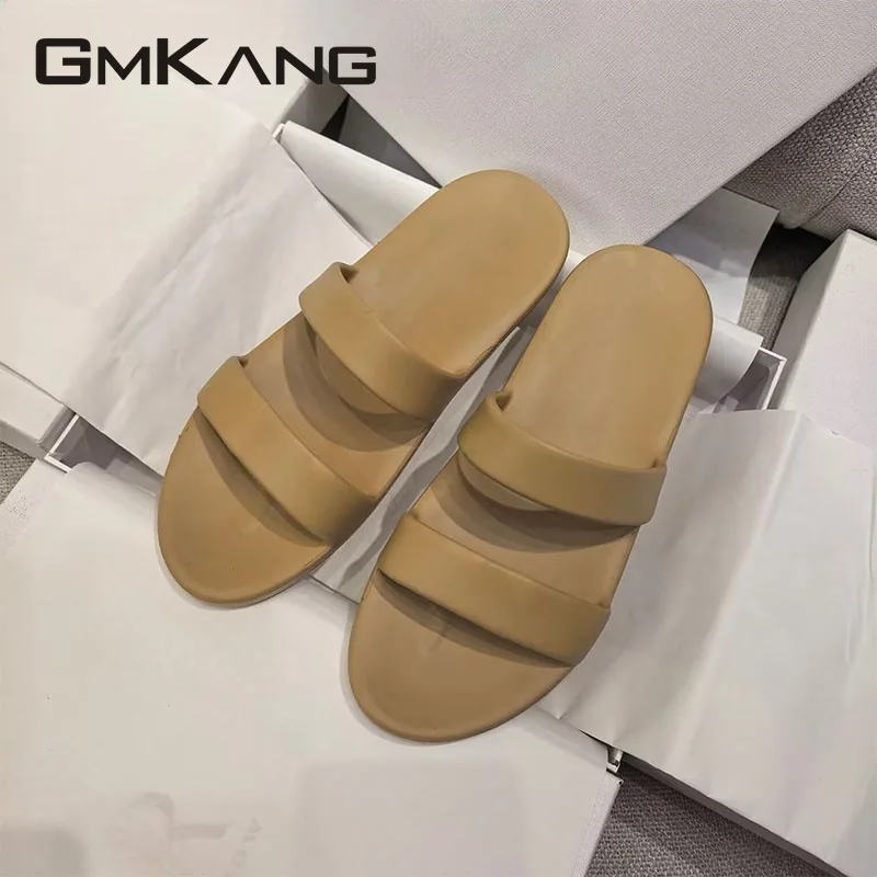Round Toe Flat Heel Mules Non-Slip Rubber Slippers Women Casual Comfortable Holiday Beach Slides Women
Round Toe Flat Heel Mules Non-Slip Rubber Slippers Women Casual Comfortable Holiday Beach Slides Women