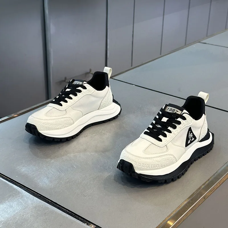 Men's Casual Sport Shoes Spring 2026 Trendy Versatile Thick Bottom Heightening Running Shoes Breathable Low Cut Rubber Sole
Men's Casual Sport Shoes Spring 2026 Trendy Versatile Thick Bottom Heightening Running Shoes Breathable Low Cut Rubber Sole