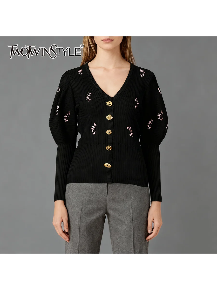 TWOTWINSTYL Solid Spliced Beading Fashion Sweaters for Women V Neck Long Sleeves Patchwork Buttons Casual Seater Female Clothing
TWOTWINSTYL Solid Spliced Beading Fashion Sweaters for Women V Neck Long Sleeves Patchwork Buttons Casual Seater Female Clothing