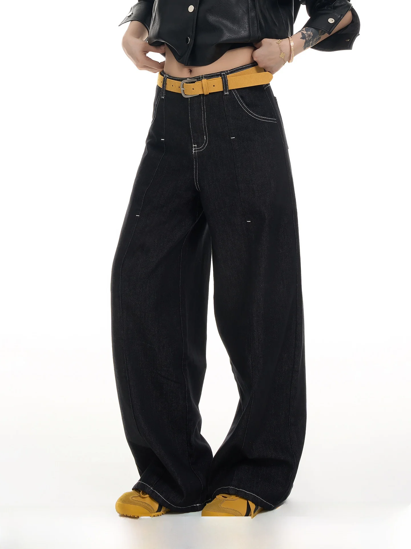 Джинсы прямого кроя с высокой талией и широкими штанинами, женские свободные повседневные корейские осенние длинные брюки Gucheng Gucheng
Джинсы прямого кроя с высокой талией и широкими штанинами, женские свободные повседневные корейские осенние длинные брюки Gucheng Gucheng