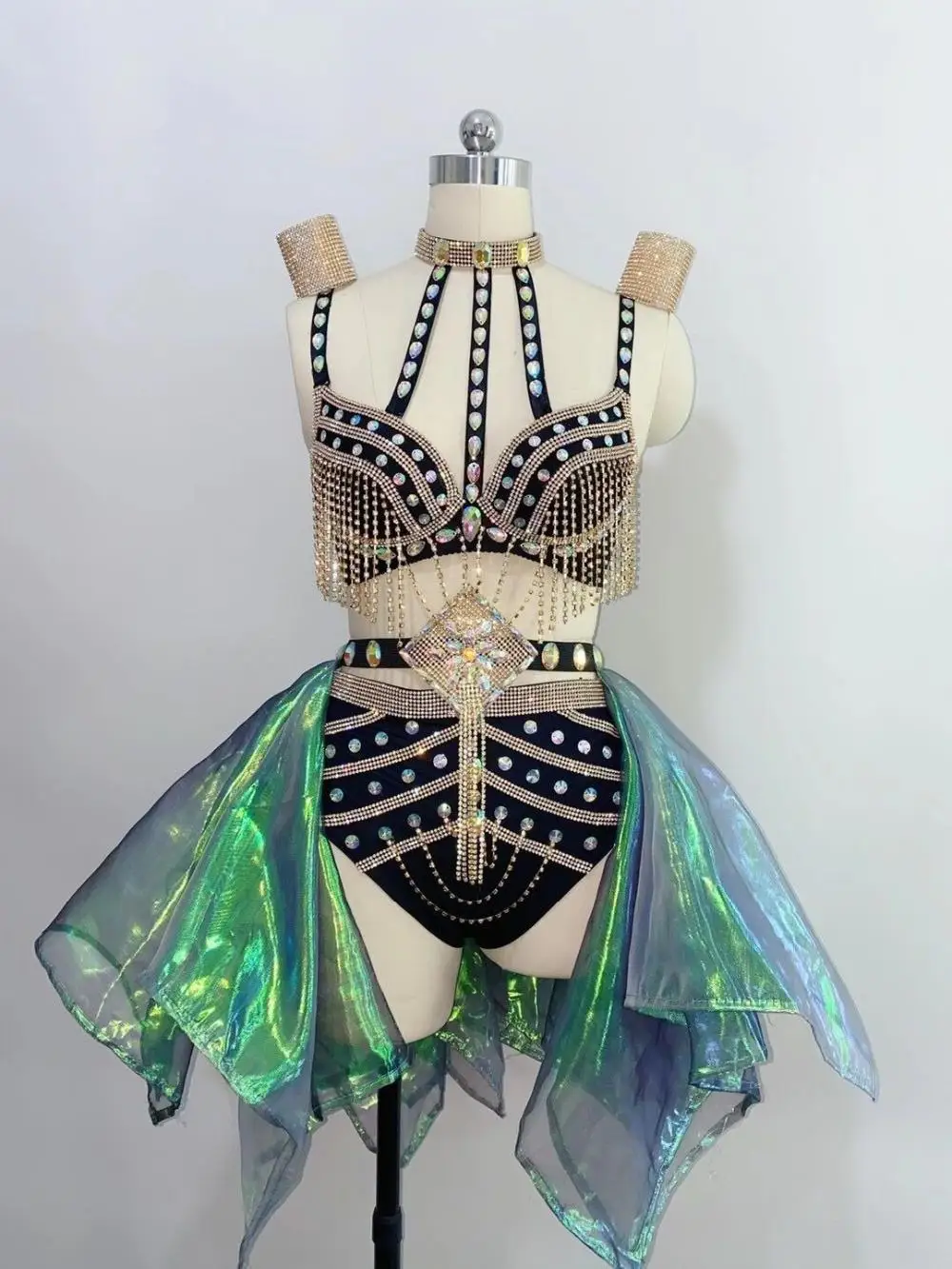 Sparkly Tassels Crystals set Nightclub Bar DJ Singer DS Costume Dancer Jazz performance stage outfit sexy female costumes
Sparkly Tassels Crystals set Nightclub Bar DJ Singer DS Costume Dancer Jazz performance stage outfit sexy female costumes
