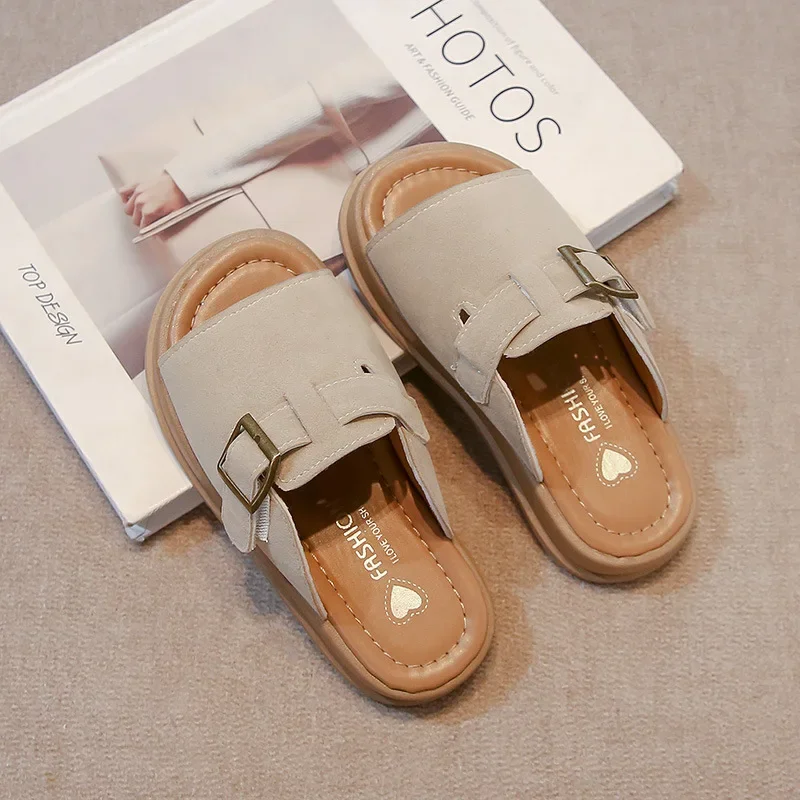 Kids Beach Shoes Outdoors Non-slip Soft Sole Girls Slippers Retro Ins Trendy 2025 Summer New Boys Sandals Versatile Open Toes
Kids Beach Shoes Outdoors Non-slip Soft Sole Girls Slippers Retro Ins Trendy 2025 Summer New Boys Sandals Versatile Open Toes