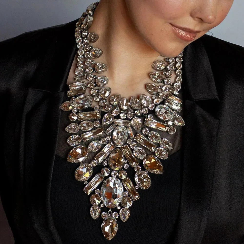 Exaggerated Rhinestone Geometric Large Collar Necklace for Women Indian Ethnic Vintage Statement Tassel Necklace Jewelry Gift
Exaggerated Rhinestone Geometric Large Collar Necklace for Women Indian Ethnic Vintage Statement Tassel Necklace Jewelry Gift