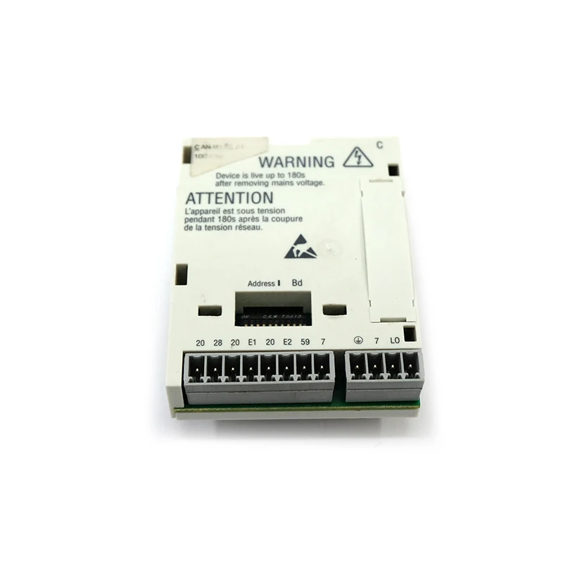 Original New Lenze Servo Drive E82ZAFCC100 Frequency Inverter 16257037 16896152 16628434 13721684 E70ACMDE0104SA2ETR
Original New Lenze Servo Drive E82ZAFCC100 Frequency Inverter 16257037 16896152 16628434 13721684 E70ACMDE0104SA2ETR