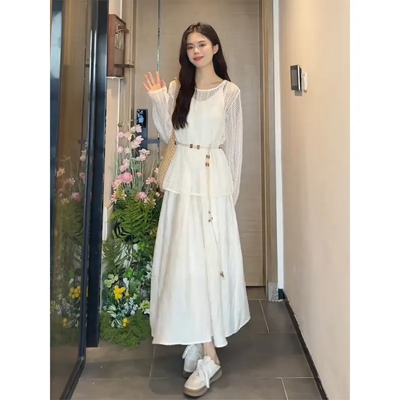 Fashion Women's Set for Spring and Summer New Korean Version Knitted Sweater Top High-end Long Skirt Two-piece Set
Fashion Women's Set for Spring and Summer New Korean Version Knitted Sweater Top High-end Long Skirt Two-piece Set