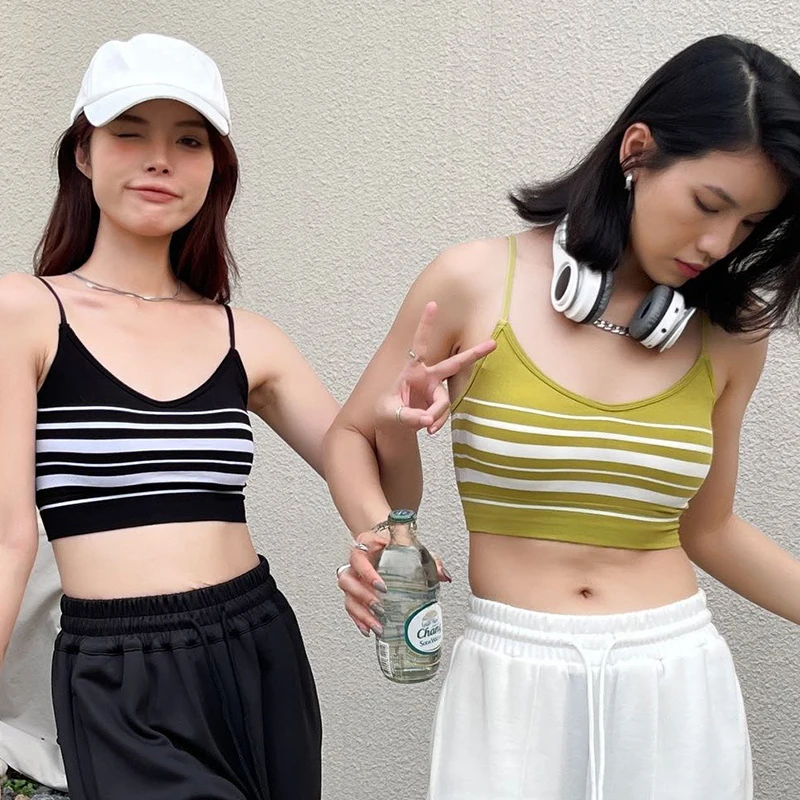 Summer Women's Fashion Striped V-neck Sleeveless Slim Sport Camisole With Chest Pad
Summer Women's Fashion Striped V-neck Sleeveless Slim Sport Camisole With Chest Pad