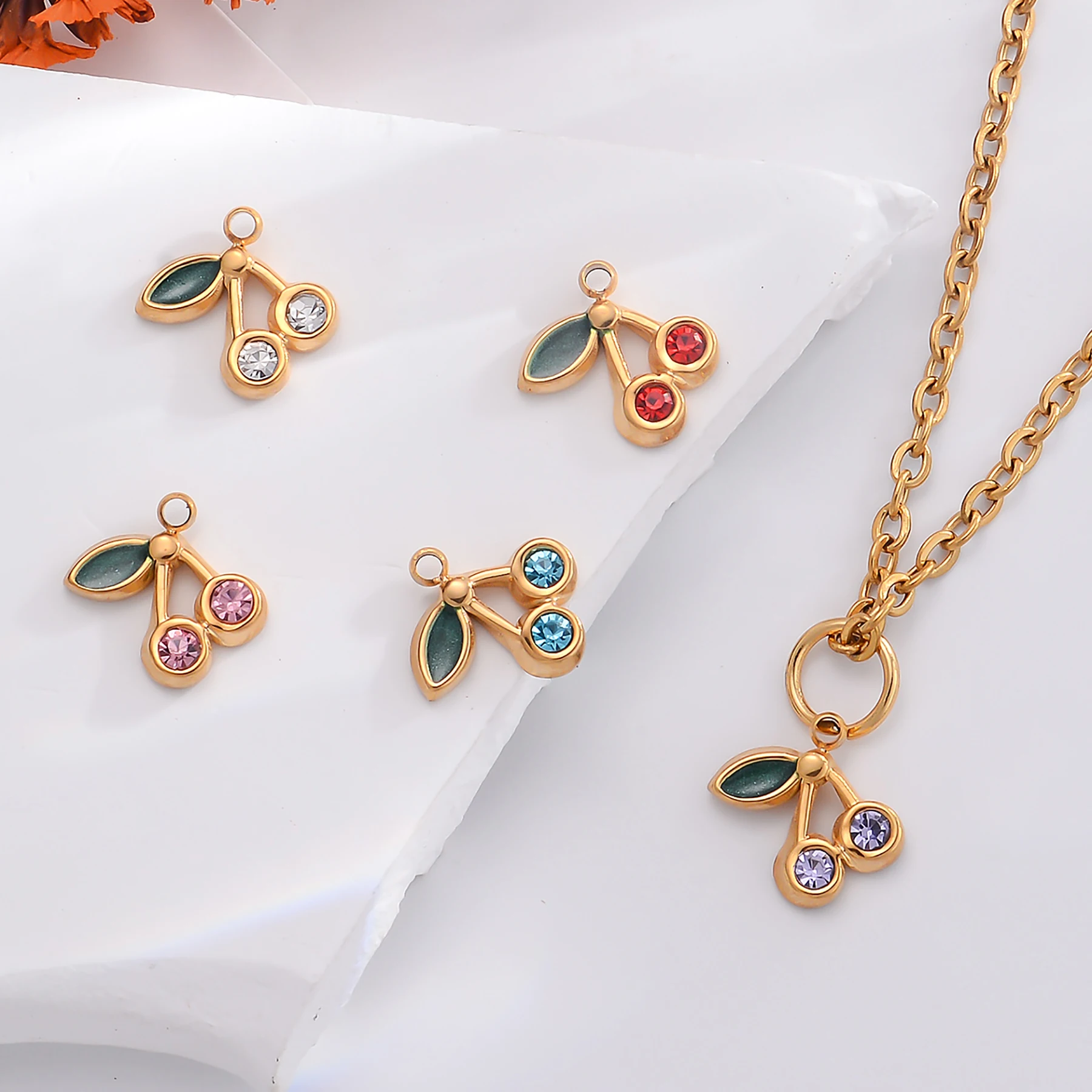 10Pcs 18K Golden Plated Stainless Steel Inlaid Zirconia Fruit Cherry for Making Women's Fashion Jewellery Pendant DIY Supplies
10Pcs 18K Golden Plated Stainless Steel Inlaid Zirconia Fruit Cherry for Making Women's Fashion Jewellery Pendant DIY Supplies