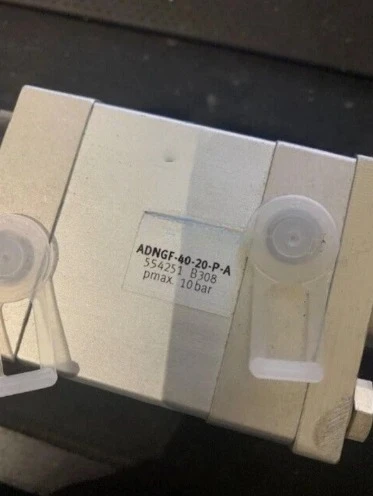 Brand New 1pcs ADNGF-40-20-P-A 554251 Cylinder Expedited shipping
Brand New 1pcs ADNGF-40-20-P-A 554251 Cylinder Expedited shipping