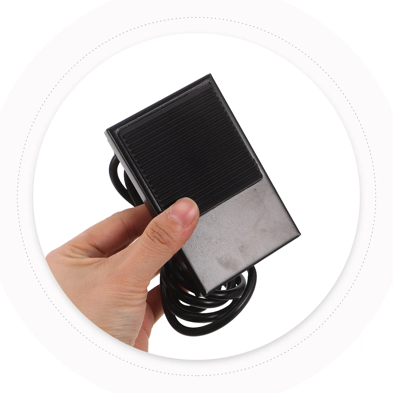 Machine Tool Foot Switch Heavy Duty Momentary Pedal For Industrial Equipment Power Tools Woodworking With 2M Wire
Machine Tool Foot Switch Heavy Duty Momentary Pedal For Industrial Equipment Power Tools Woodworking With 2M Wire