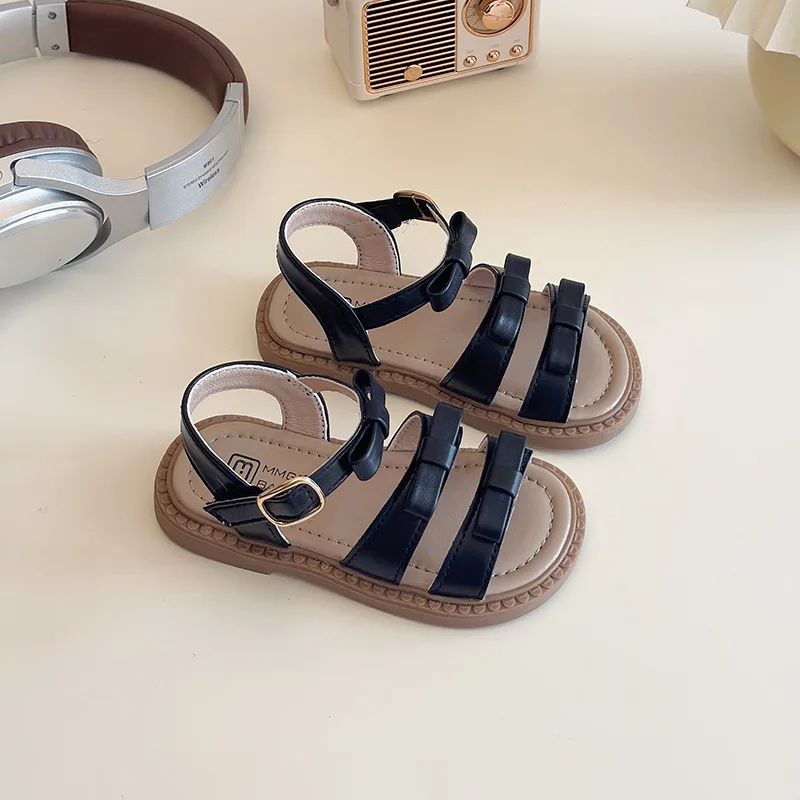 Summer Children Soft-soled Beach Shoes Girls Korean Version Fashion Open Toe Velcro Sandals Kids Breathable Leather Roman Shoes
Summer Children Soft-soled Beach Shoes Girls Korean Version Fashion Open Toe Velcro Sandals Kids Breathable Leather Roman Shoes