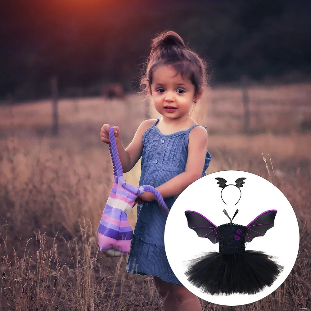 1Set Bat Wing Halloween Dress Set for Girls Premium Material Hairband Wings Included Perfect for Party Birthday Photography
1Set Bat Wing Halloween Dress Set for Girls Premium Material Hairband Wings Included Perfect for Party Birthday Photography