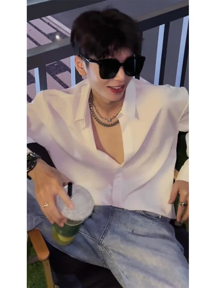 White Ice Silk Long Sleeve Men's Shirt Draped Sensation Inner Wear Casual Style Premium Feeling Lightweight Handsome Cheanfit
White Ice Silk Long Sleeve Men's Shirt Draped Sensation Inner Wear Casual Style Premium Feeling Lightweight Handsome Cheanfit