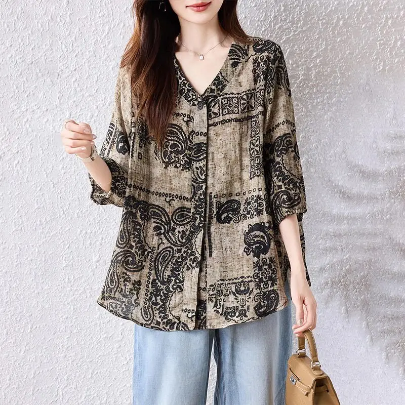 Women Bohemian Paisley Print Loose V Neck Blouse Three Quarter Sleeve Lightweight Chiffon Top Summer Casual Shirt
Women Bohemian Paisley Print Loose V Neck Blouse Three Quarter Sleeve Lightweight Chiffon Top Summer Casual Shirt