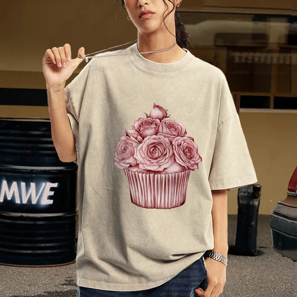 Y2k Graphic T-Shirt Rose Cupcake Print Clothes Sweet Dessert Cotton Soft Casual Tee Trendy Food Art Design Romantic Vibe T-Shirt
Y2k Graphic T-Shirt Rose Cupcake Print Clothes Sweet Dessert Cotton Soft Casual Tee Trendy Food Art Design Romantic Vibe T-Shirt