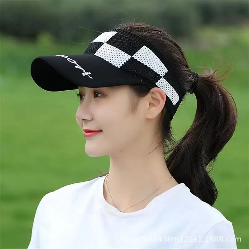Women's Plaid Knit Sun Visor Hat Anti-UV Empty Top Ponytail Cap Breathable Wide Brim Outdoor Visor Marathon Peaked Cap
Women's Plaid Knit Sun Visor Hat Anti-UV Empty Top Ponytail Cap Breathable Wide Brim Outdoor Visor Marathon Peaked Cap