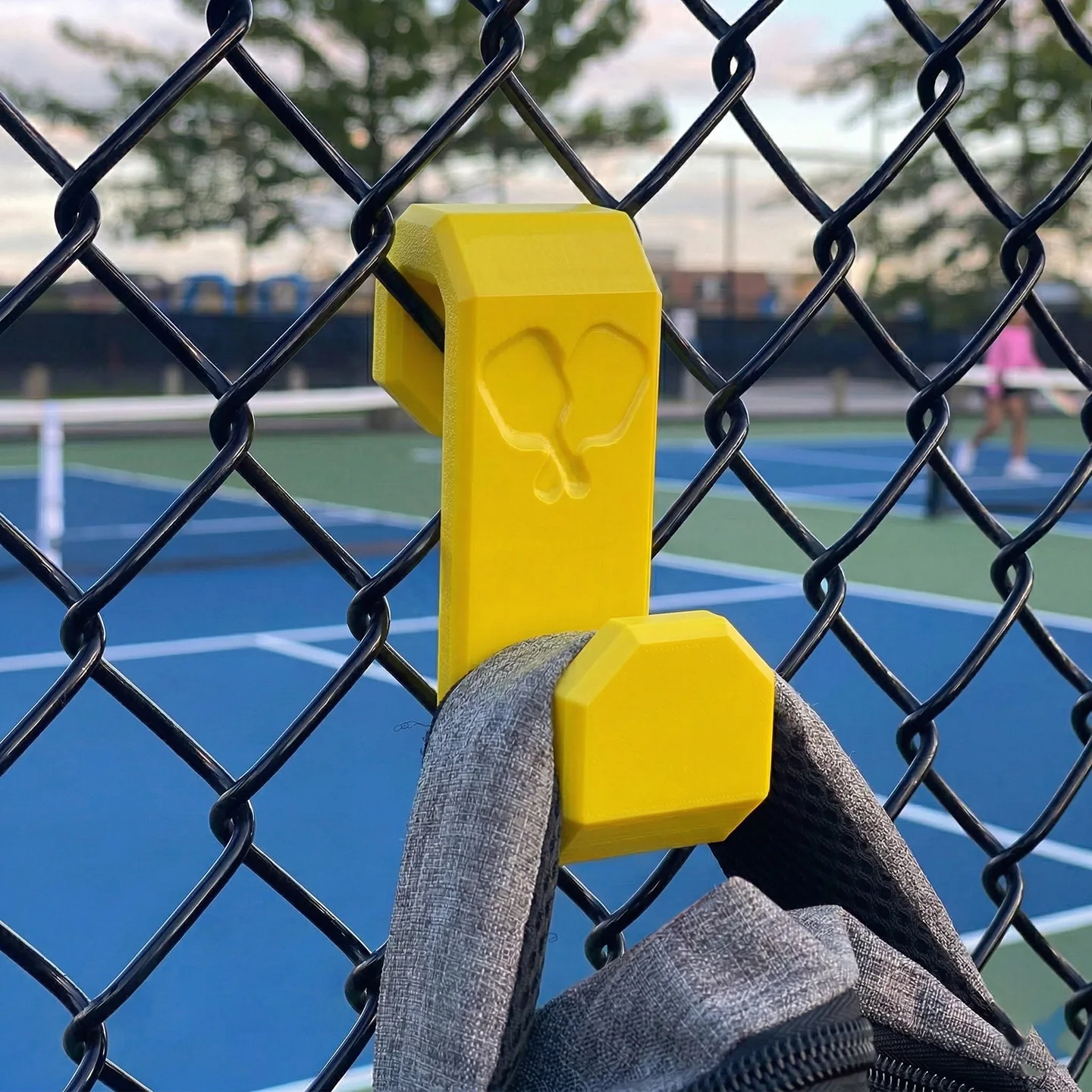 Pickleball Fence Hook Heavy Duty Bag Hanger for Chain Link Fence Portable Court Gear Organizer Outdoor Sports Accessories Multi-
Pickleball Fence Hook Heavy Duty Bag Hanger for Chain Link Fence Portable Court Gear Organizer Outdoor Sports Accessories Multi-