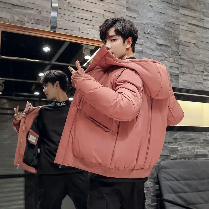 2026 Новый пуховик, мужской утолщенный короткий зимний молодежный студенческий тренд, корейская версия, белая куртка с капюшоном на утином пуху
2026 Новый пуховик, мужской утолщенный короткий зимний молодежный студенческий тренд, корейская версия, белая куртка с капюшоном на утином пуху