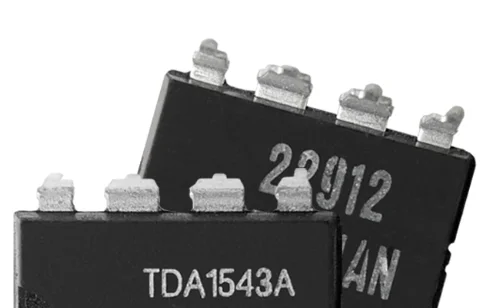 The audio decoding chip TDA1543 and TDA1543A are directly plugged into DIP8
The audio decoding chip TDA1543 and TDA1543A are directly plugged into DIP8
