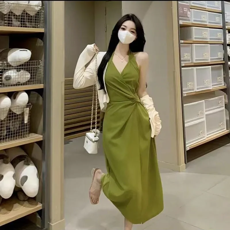 Spring and Summer New Women's Elegant Retro Neck Slim Dress Cardigan Two-piece Set
Spring and Summer New Women's Elegant Retro Neck Slim Dress Cardigan Two-piece Set