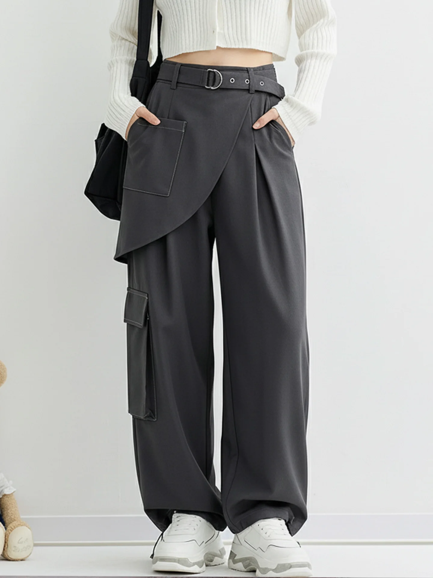 Casual Pure Color Work Pants Loose Straight Leg Trousers for Women Spring 2026 New Sle Comfortable Loose Fit Long Trousers
Casual Pure Color Work Pants Loose Straight Leg Trousers for Women Spring 2026 New Sle Comfortable Loose Fit Long Trousers