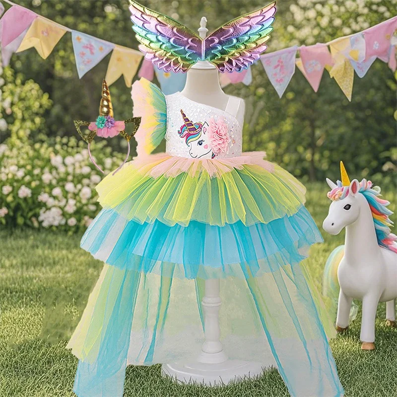 3PCS Young girl cute unicorn print chiffon short sleeved dress cute chiffon design suitable for lively dressing perfect
3PCS Young girl cute unicorn print chiffon short sleeved dress cute chiffon design suitable for lively dressing perfect
