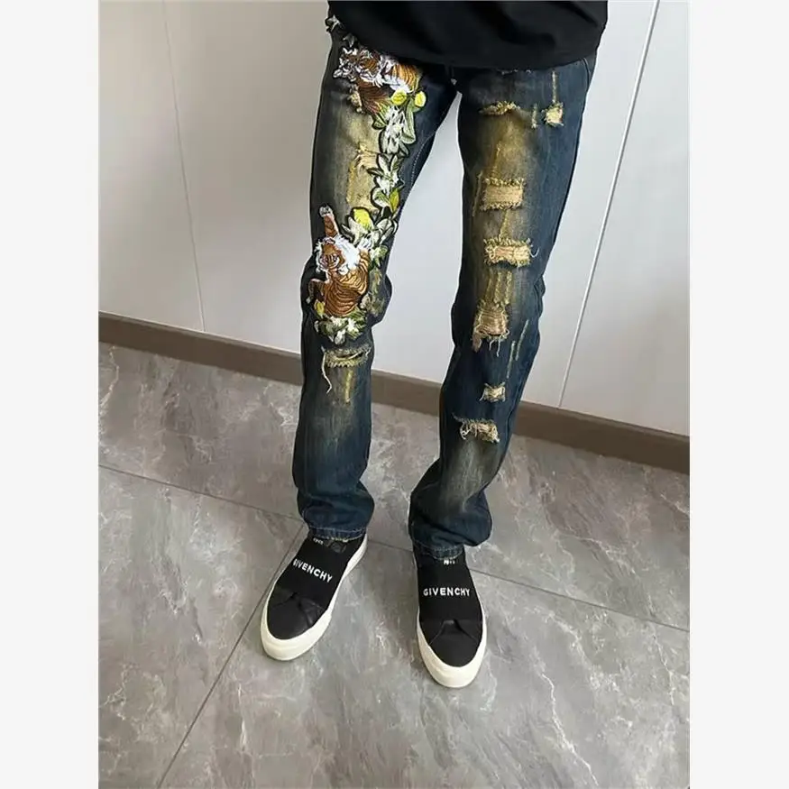 Модные американские джинсы с вышивкой в виде тигра, мужские, брендовые, новинка 2024 года, трендовые длинные брюки Haome, повседневная одежда
Модные американские джинсы с вышивкой в виде тигра, мужские, брендовые, новинка 2024 года, трендовые длинные брюки Haome, повседневная одежда