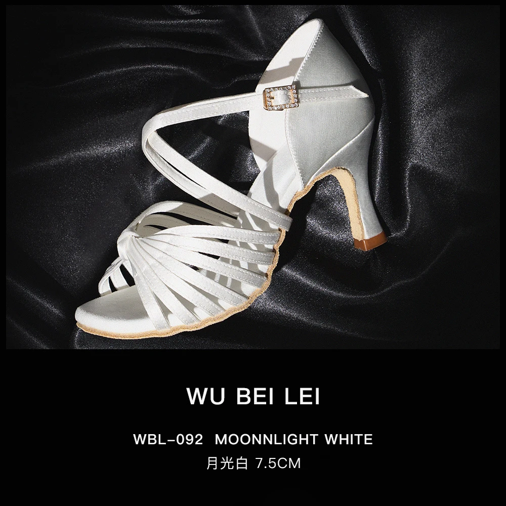 Latin Dance Shoes Women High Heels 5.5cm 6.5cm 7.5cm Hot Selling Sandals Indoor Soft-soled Stage Game Party Social Ballroom Girl
Latin Dance Shoes Women High Heels 5.5cm 6.5cm 7.5cm Hot Selling Sandals Indoor Soft-soled Stage Game Party Social Ballroom Girl