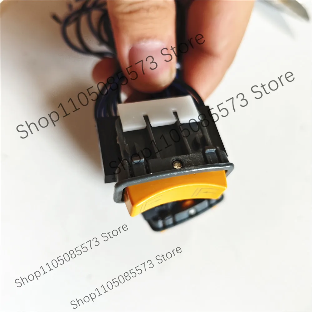 Electric forklift truck T600 handle lift button switch operation lift and drop switch
Electric forklift truck T600 handle lift button switch operation lift and drop switch