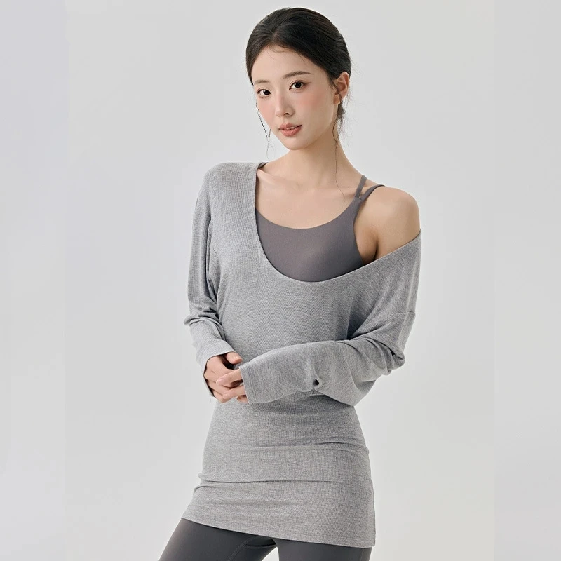 U-neck Sexy Lazy Style Sports Blouse Fitness Top Loose Pilates Gym Training Professional Sportswear Shirts Outer Wear for Women
U-neck Sexy Lazy Style Sports Blouse Fitness Top Loose Pilates Gym Training Professional Sportswear Shirts Outer Wear for Women