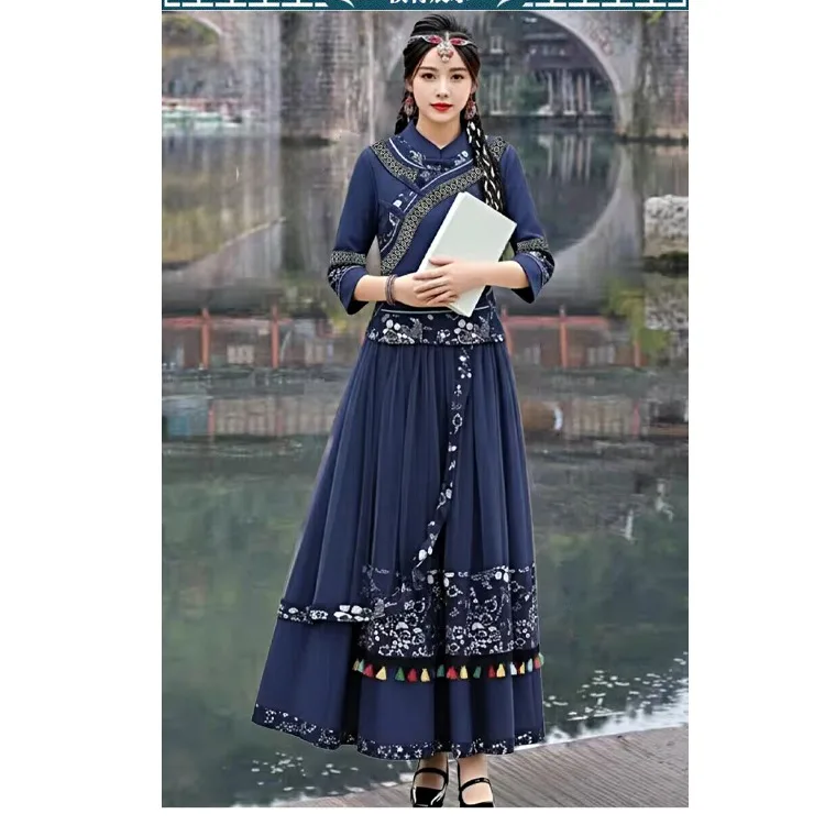 Blue And White Porcelain Cotton Linen Minority Style Bu Women's New Stand Collar Top Half Skirt Set with Large Flounce
Blue And White Porcelain Cotton Linen Minority Style Bu Women's New Stand Collar Top Half Skirt Set with Large Flounce