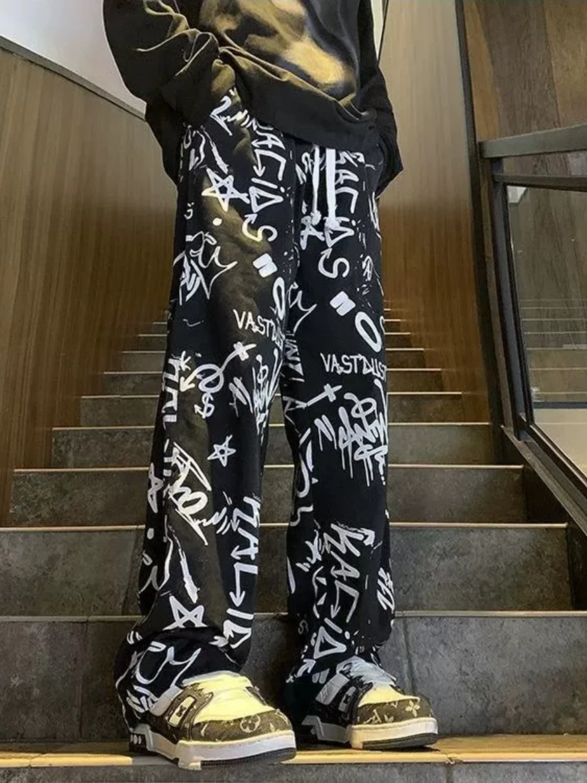 Loose Men's Casual Pants High Waist Straight Leg Wide Leg Summer Faion Brand Street Sle High Street Loose Fit Casual Trou...
Loose Men's Casual Pants High Waist Straight Leg Wide Leg Summer Faion Brand Street Sle High Street Loose Fit Casual Trou...