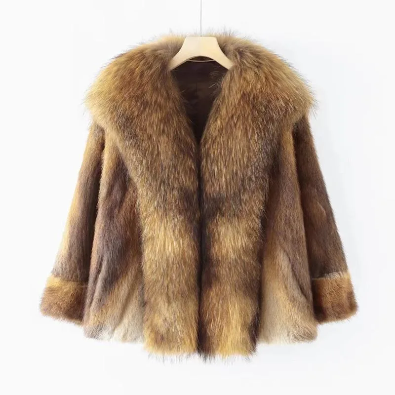 Hot-selling New Imported Short Mink Coat Natural Real Mink Fur Shawl With Raccoon Fur Collar High-quality Mink Fur Coat Women
Hot-selling New Imported Short Mink Coat Natural Real Mink Fur Shawl With Raccoon Fur Collar High-quality Mink Fur Coat Women