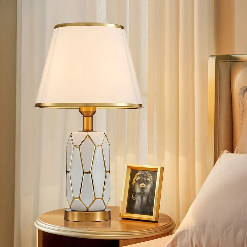 Ceramic table lamp bedside touch bedroom living room study simple light luxury modern master bedroom American retro bedside lamp
Ceramic table lamp bedside touch bedroom living room study simple light luxury modern master bedroom American retro bedside lamp