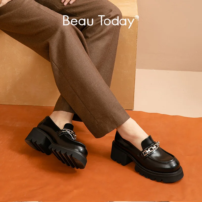 BeauToday/лоферы на платформе; Женская обувь из натуральной коровьей кожи с круглым носком; Слипоны с металлической цепочкой; Современная женская обувь на массивном каблуке; Ручная работа; 26513
BeauToday/лоферы на платформе; Женская обувь из натуральной коровьей кожи с круглым носком; Слипоны с металлической цепочкой; Современная женская обувь на массивном каблуке; Ручная работа; 26513
