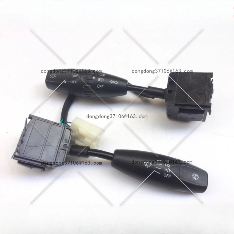 C37 C36 C35 пейзаж 330, комбинированный переключатель фар, дворник
C37 C36 C35 пейзаж 330, комбинированный переключатель фар, дворник