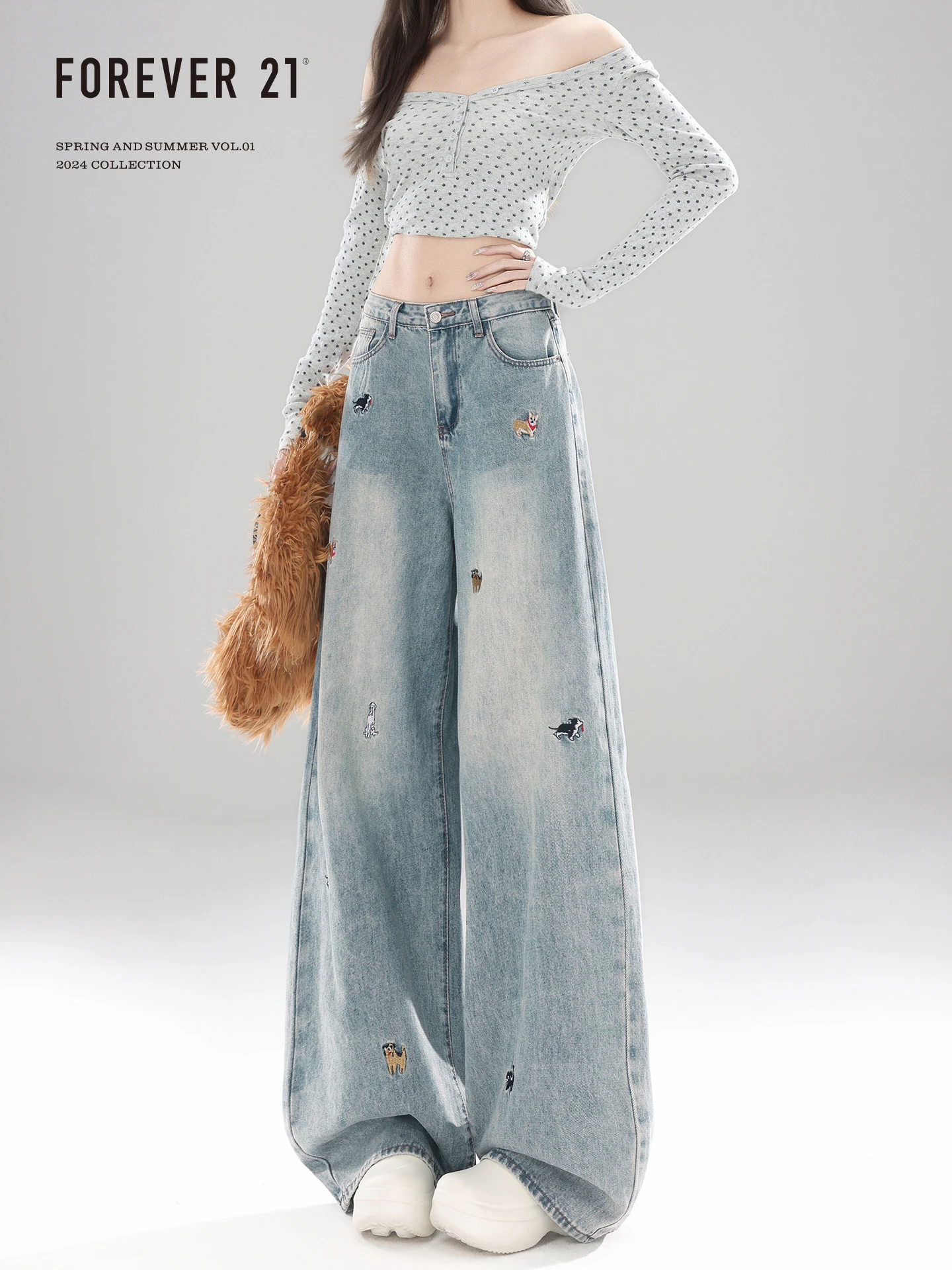 Forever 21 American Style Wide Leg Denim Jeans Women's Light Blue Pear Shape Drape Loose Straight Cut Embroidered Trousers
Forever 21 American Style Wide Leg Denim Jeans Women's Light Blue Pear Shape Drape Loose Straight Cut Embroidered Trousers