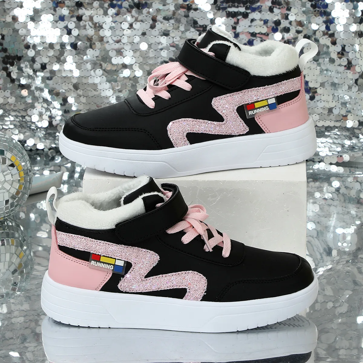 Autumn and Winter Short Fluffy Leisure High-top Skateboard Sneakers Fashion Men's and Women's Fashion Shoes
Autumn and Winter Short Fluffy Leisure High-top Skateboard Sneakers Fashion Men's and Women's Fashion Shoes
