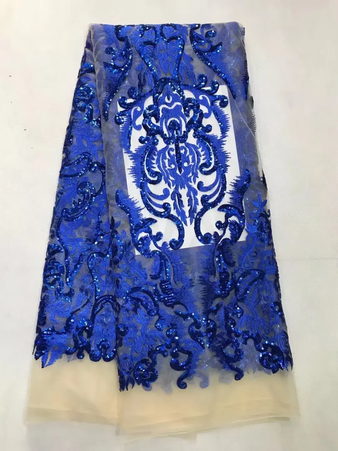 Modern Design Royal Blue French Lace African Sequins Embroidery Tulle Lace Fabric for Fashion Evening Dress JL1221
Modern Design Royal Blue French Lace African Sequins Embroidery Tulle Lace Fabric for Fashion Evening Dress JL1221