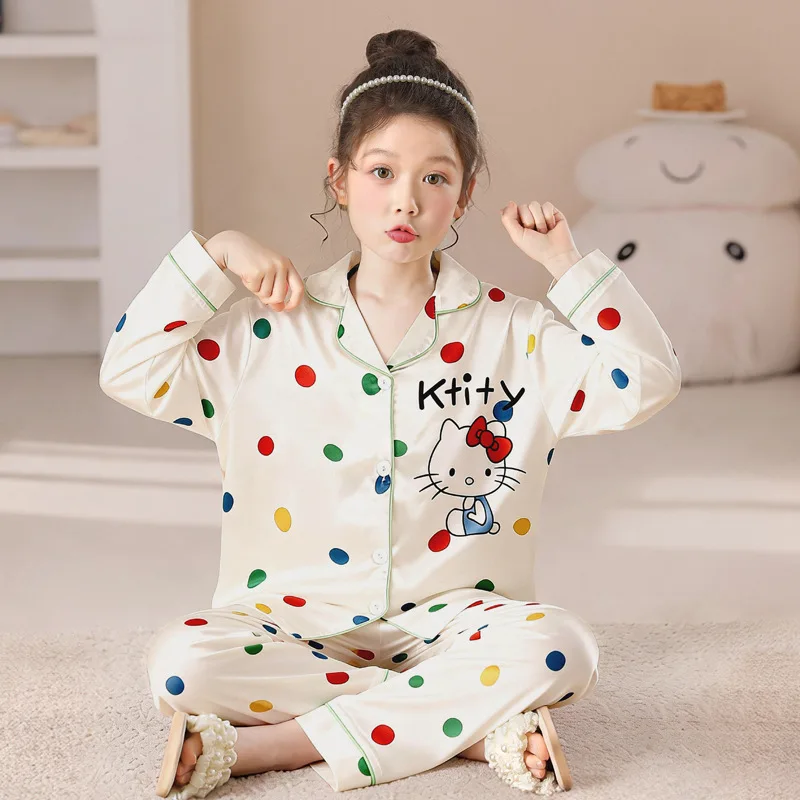 Мультяшные пижамы Sanrio для девочек и родителей, Hello Kitty, весенне-осенние, из тонкого ледяного шелка, с длинными рукавами и брюками, милый комплект пижам для девочек
Мультяшные пижамы Sanrio для девочек и родителей, Hello Kitty, весенне-осенние, из тонкого ледяного шелка, с длинными рукавами и брюками, милый комплект пижам для девочек