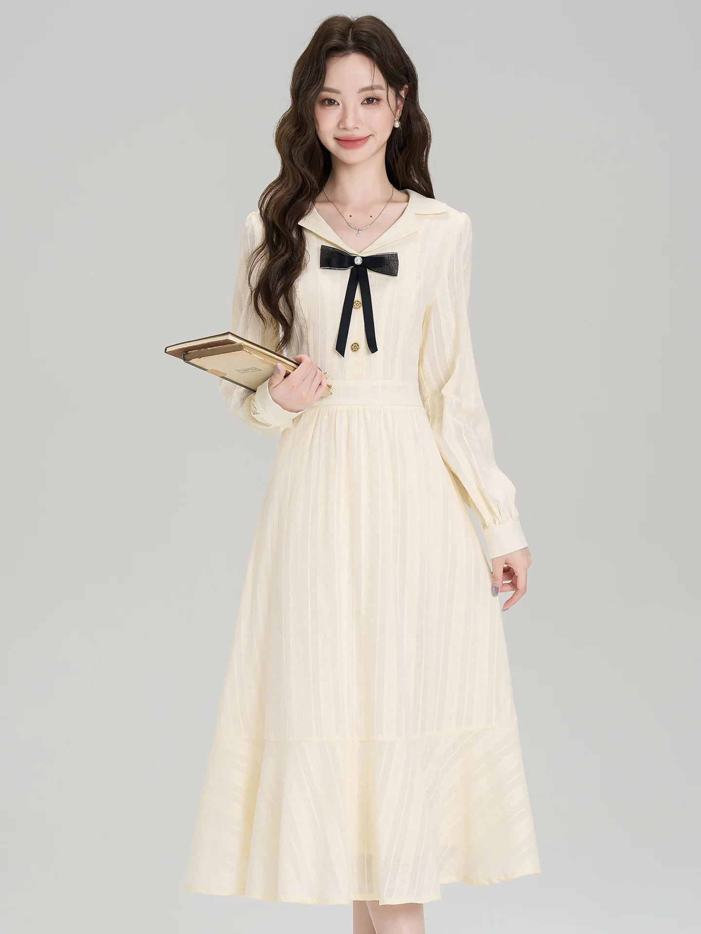 Элегантное женское платье А-силуэта с завязками, новое, весна-осень, с завышенной талией, утягивающее, для стройности
Элегантное женское платье А-силуэта с завязками, новое, весна-осень, с завышенной талией, утягивающее, для стройности