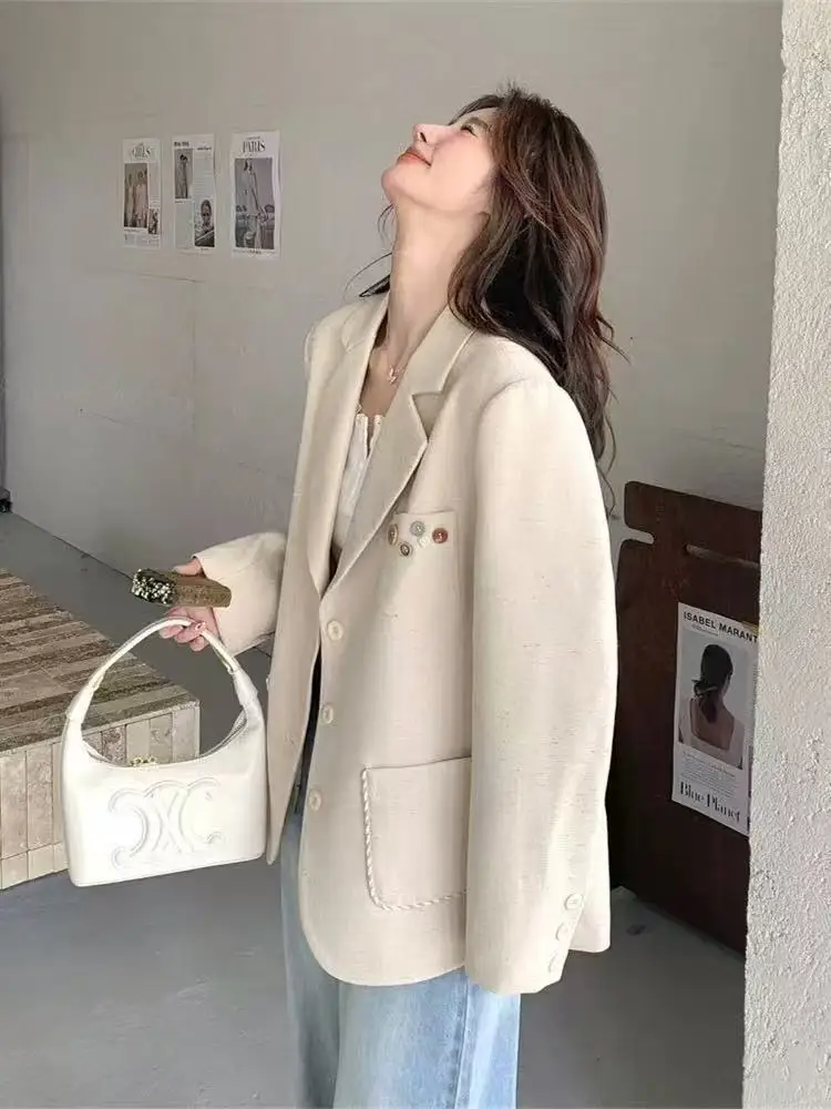 Женский пиджак-блейзер с отложным воротником, костюмный жакет, уличный стиль Y2K, повседневный, элегантный, с комбинированными вставками, весна 2026
Женский пиджак-блейзер с отложным воротником, костюмный жакет, уличный стиль Y2K, повседневный, элегантный, с комбинированными вставками, весна 2026
